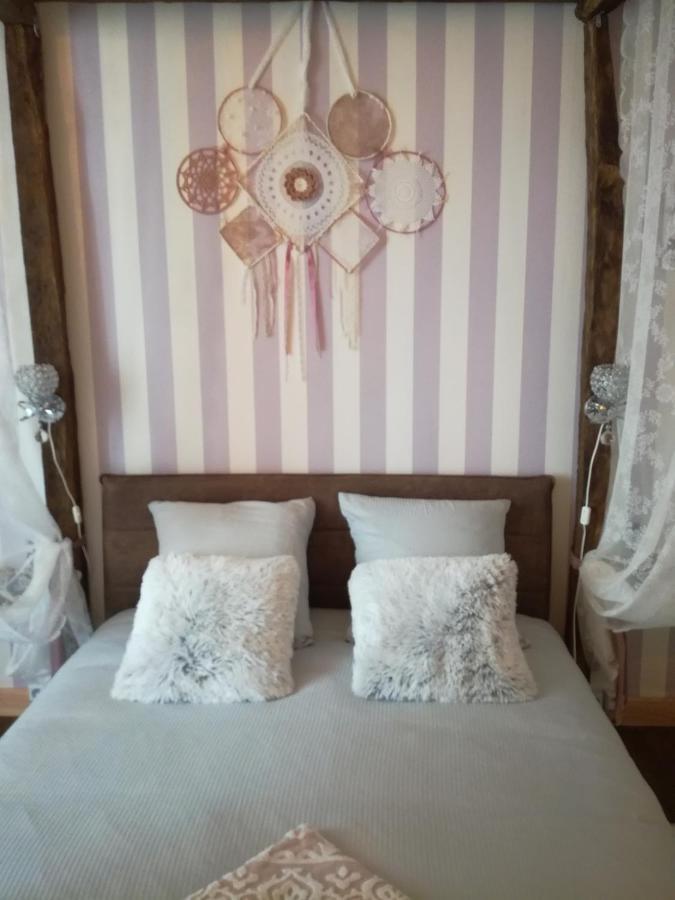 Chez Lorette Mauze-sur-le-Mignon Ngoại thất bức ảnh